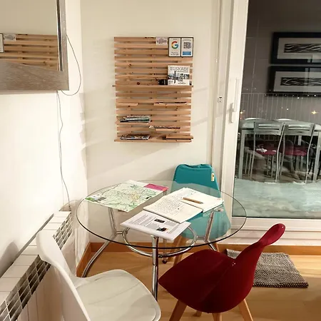 Atico En El Centro De Parking Gratis Витория