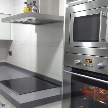 Atico En El Centro De Parking Gratis